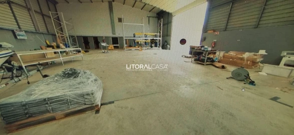 Loja para Arrendamento em Esgueira