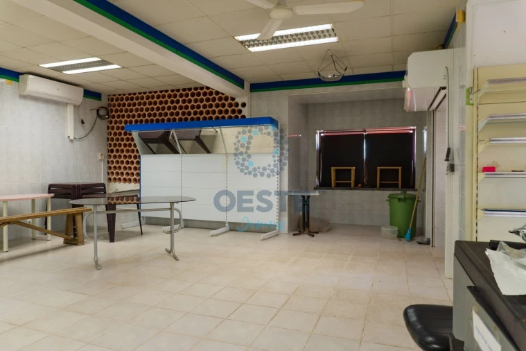 Moradia T4 para Venda em Painho e Figueiros Foto 16