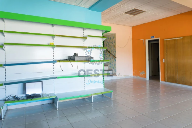 Moradia T4 para Venda em Painho e Figueiros Foto 21