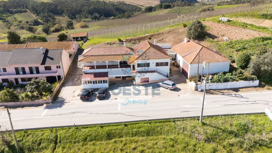 Moradia T4 para Venda em Painho e Figueiros Foto 3