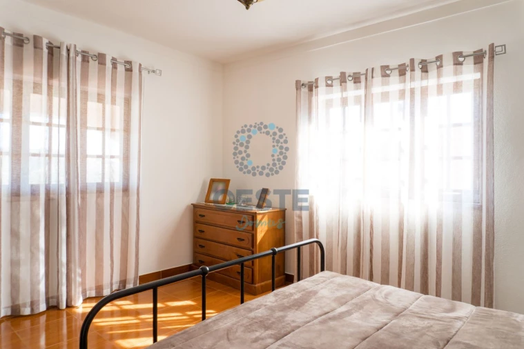 Moradia T4 para Venda em Painho e Figueiros Foto 28