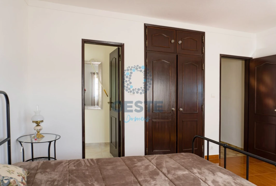 Moradia T4 para Venda em Painho e Figueiros Foto 32