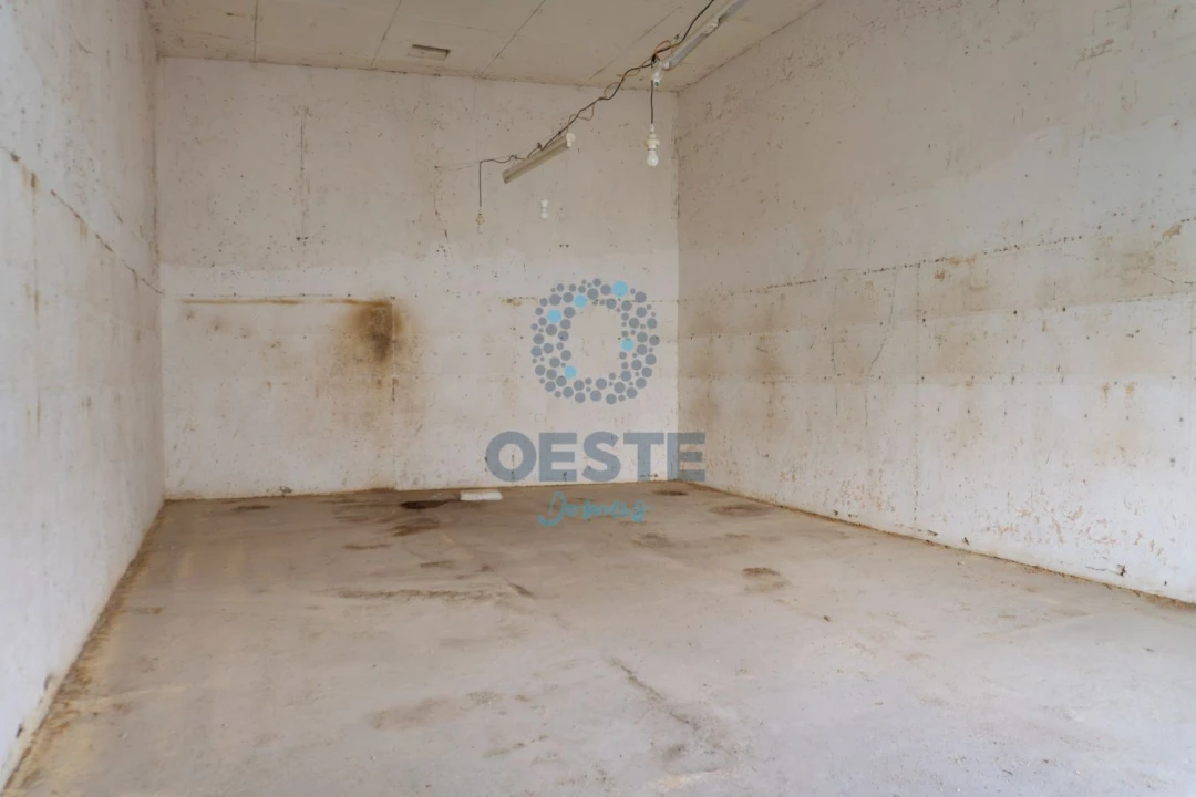 Loja para Venda em Roliça Foto 6