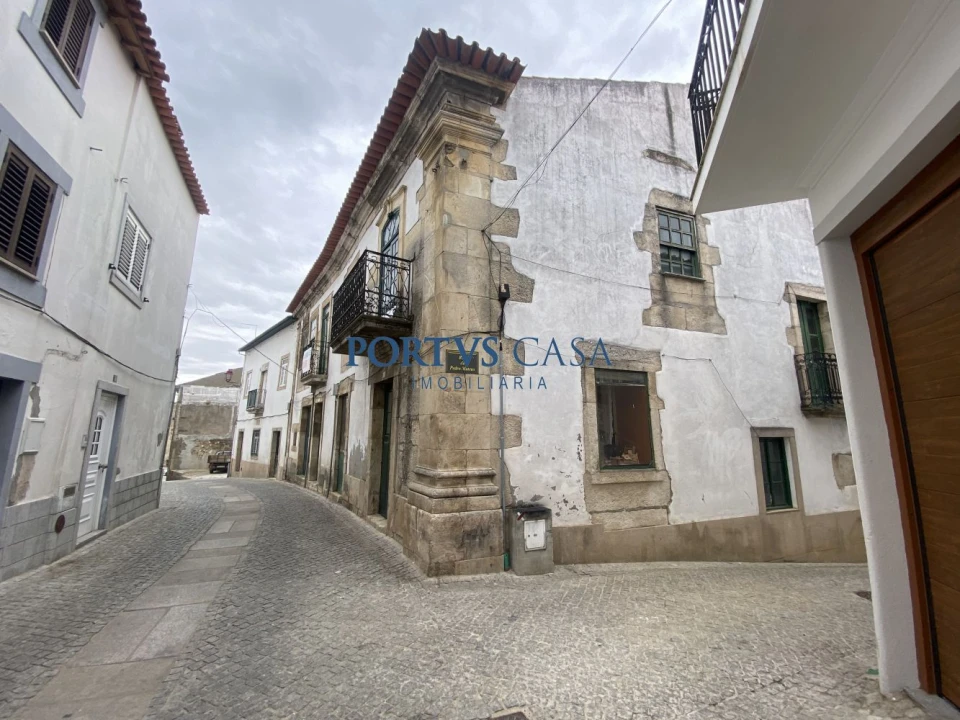 Moradia T0 para Venda em Freixo de Espada a Cinta e Mazouco Foto 2
