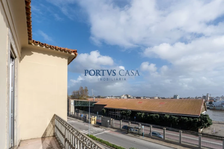 Moradia T6 para Venda em Matosinhos e Leça da Palmeira Foto 18