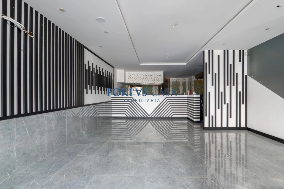 Moradia T6 para Venda em Matosinhos e Leça da Palmeira Foto 1