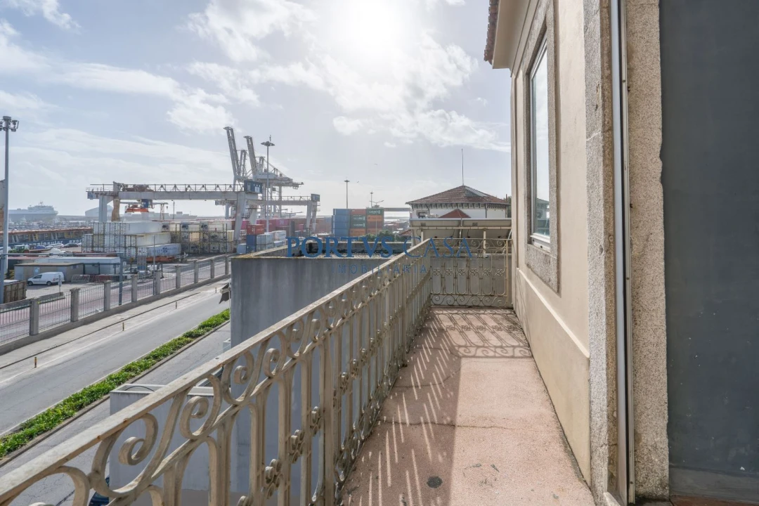 Moradia T6 para Venda em Matosinhos e Leça da Palmeira Foto 4