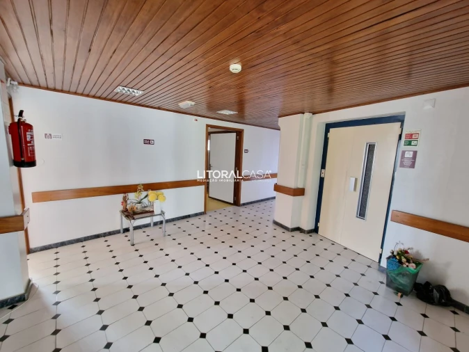 Loja para Venda em São João de Loure e Frossos Foto 26