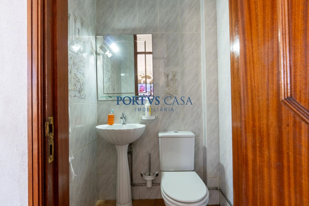 Moradia T6 para Venda em Perafita, Lavra e Santa Cruz do Bispo Foto 31