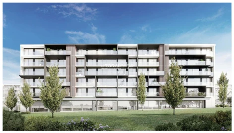 Apartamento T3 para Venda em Glória e Vera Cruz