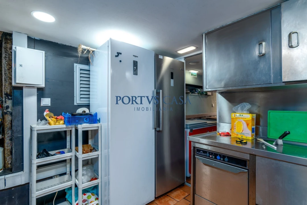 Loja para Trespasse em Cedofeita, Santo Ildefonso, Sé, Miragaia, São Nicolau e Vitória Foto 15