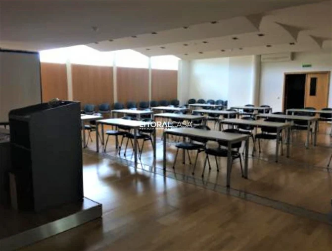 Loja para Venda em Porto de Mós - São João Baptista e São Pedro Foto 22