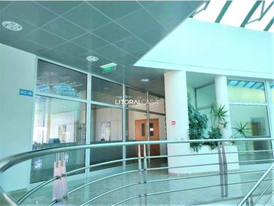 Loja para Venda em Porto de Mós - São João Baptista e São Pedro Foto 14