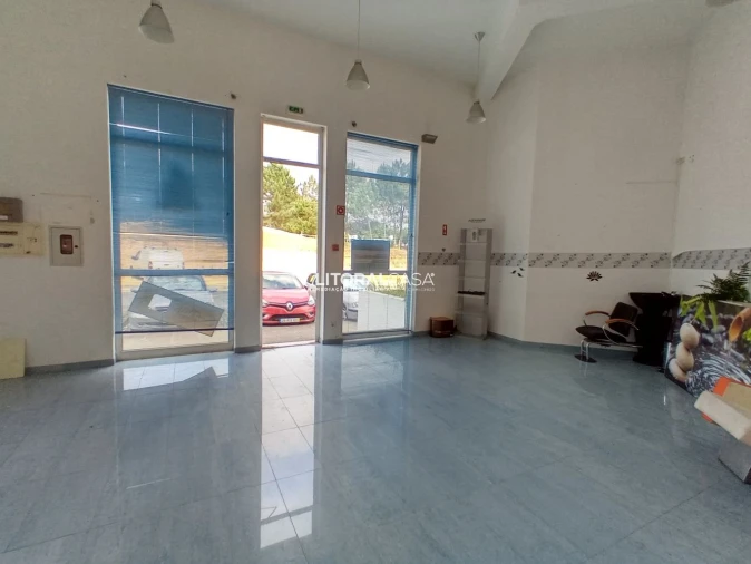 Loja para Venda em Recardães e Espinhel Foto 10