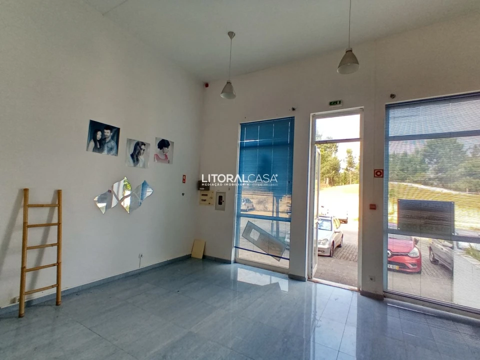 Loja para Venda em Recardães e Espinhel Foto 11