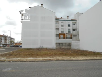 Terreno para Venda em Almeirim