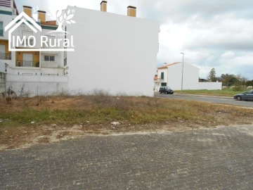 Terreno para Venda em Almeirim