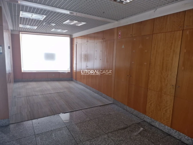 Loja para Venda em Gafanha da Nazaré Foto 9