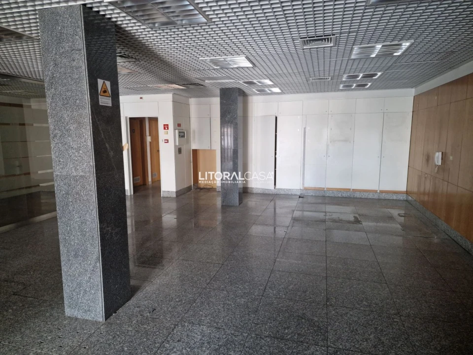 Loja para Venda em Gafanha da Nazaré Foto 6