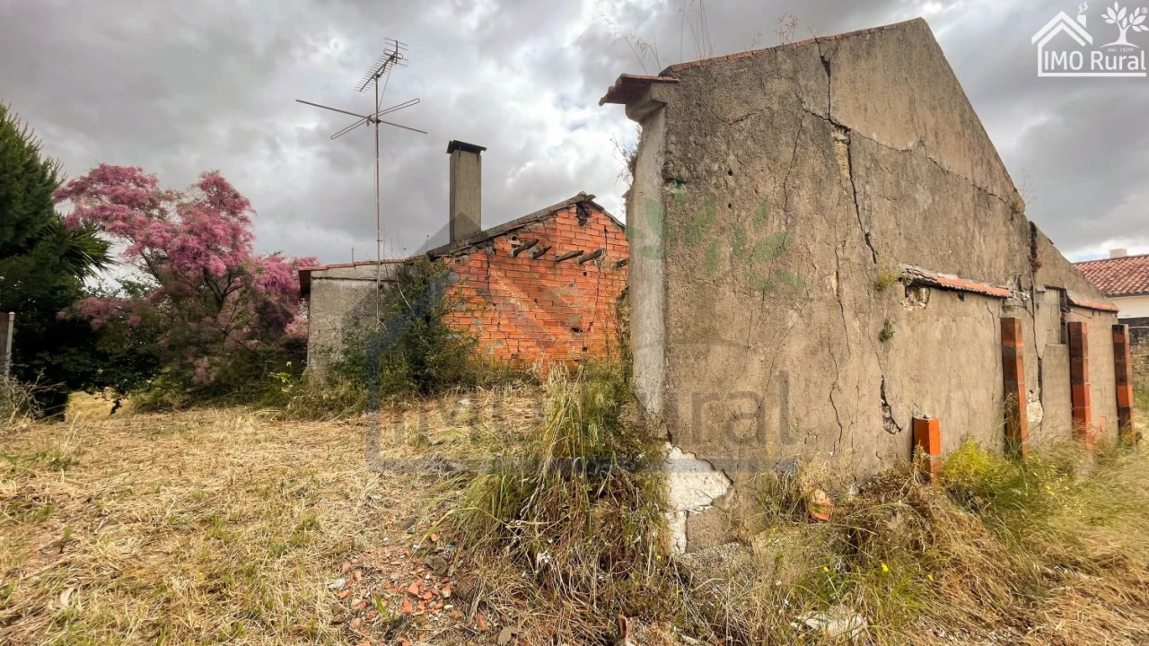 Moradia T3 para Venda em Brogueira, Parceiros de Igreja e Alcorochel Foto 11