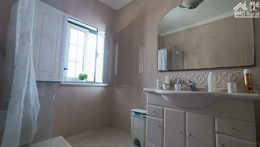 Moradia T2 para Venda em Almeirim Foto 37