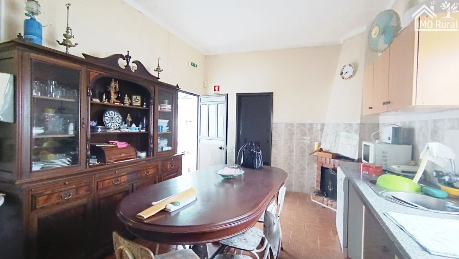 Moradia T3 para Venda em Azoia de Cima e Tremês Foto 15