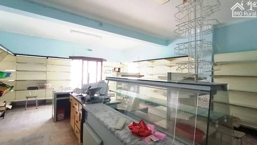 Moradia T3 para Venda em Azoia de Cima e Tremês Foto 23