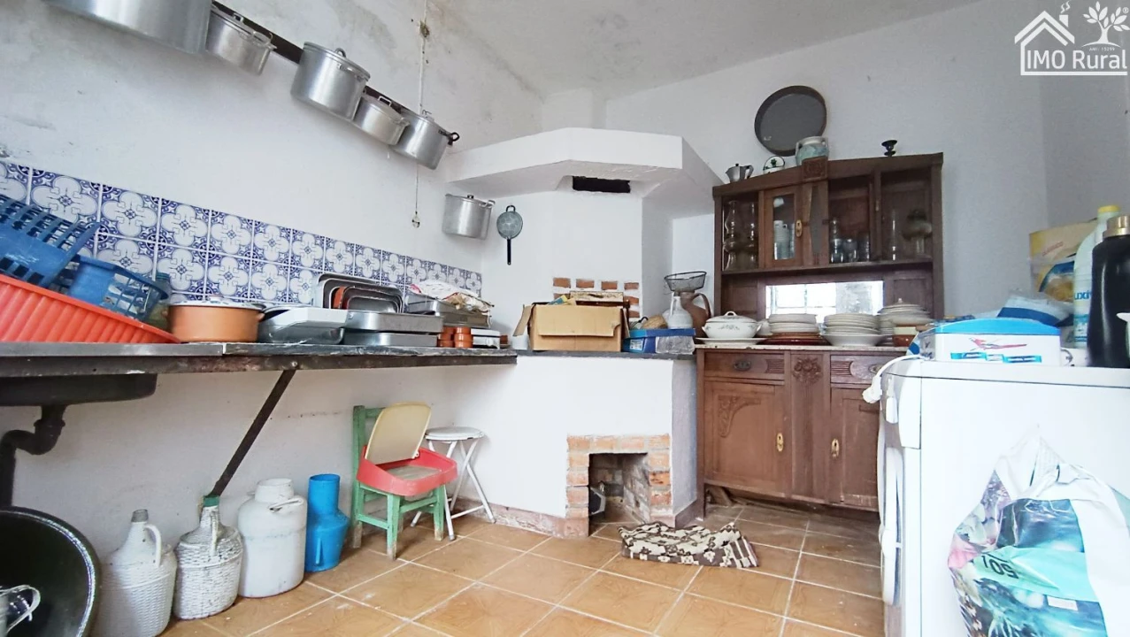 Moradia T3 para Venda em Azoia de Cima e Tremês Foto 11