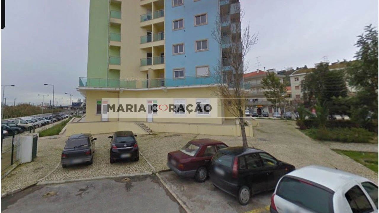 Loja para Venda em Azambuja Foto 3