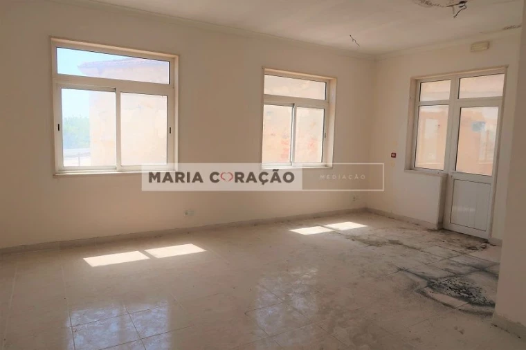 Loja para Venda em Azambuja Foto 4