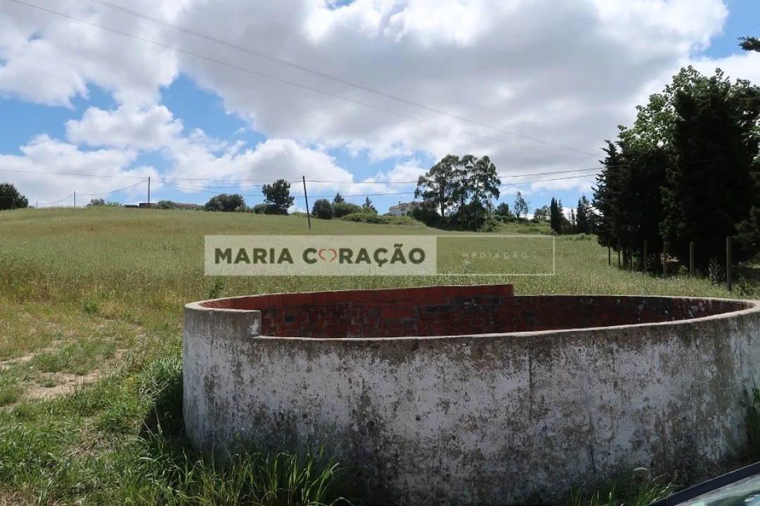 Terreno para Venda em Aveiras de Cima Foto 3