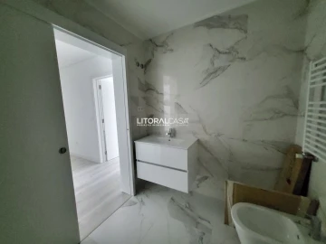 Apartamento T3 para Venda em Glória e Vera Cruz