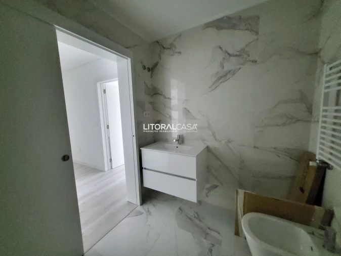 Apartamento T3 para Venda em Glória e Vera Cruz Foto 17