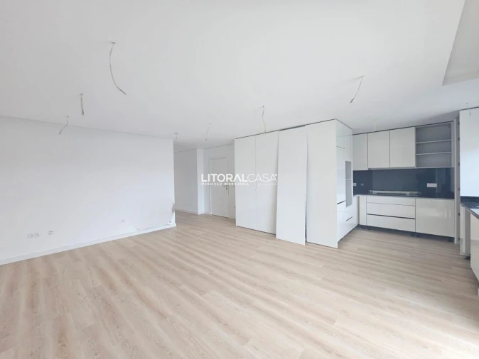 Apartamento T3 para Venda em Glória e Vera Cruz Foto 4