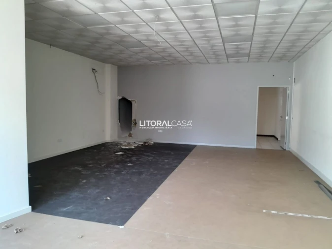 Loja para Venda em Oiã Foto 5