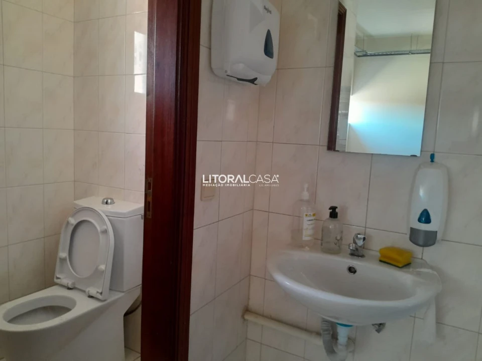 Loja para Venda em Oiã Foto 14