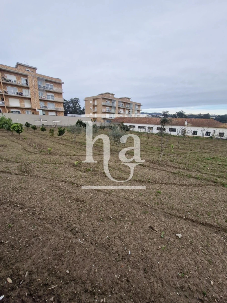 Terreno para Venda em Gondomar (São Cosme), Valbom e Jovim Foto 2
