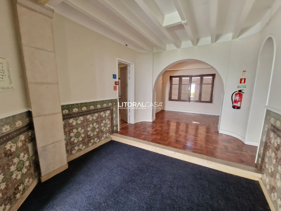 Moradia T9 para Venda em Sé Nova, Santa Cruz, Almedina e São Bartolomeu Foto 48