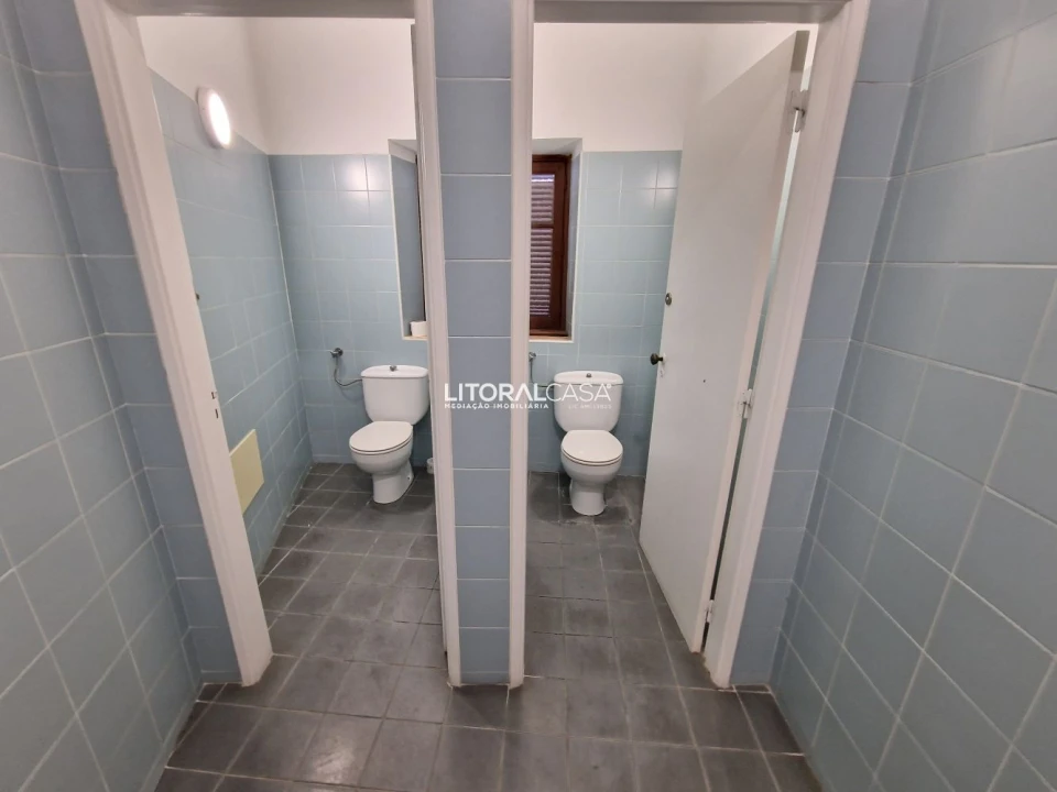 Moradia T9 para Venda em Sé Nova, Santa Cruz, Almedina e São Bartolomeu Foto 31