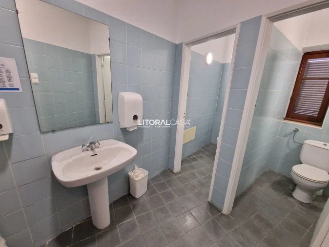 Moradia T9 para Venda em Sé Nova, Santa Cruz, Almedina e São Bartolomeu Foto 32