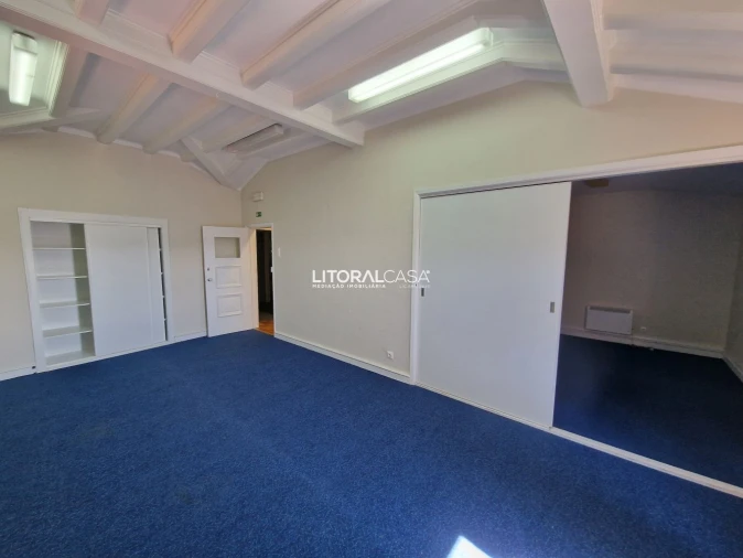 Moradia T9 para Venda em Sé Nova, Santa Cruz, Almedina e São Bartolomeu Foto 50