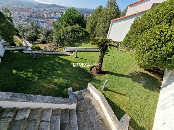 Moradia T9 para Venda em Sé Nova, Santa Cruz, Almedina e São Bartolomeu Foto 11