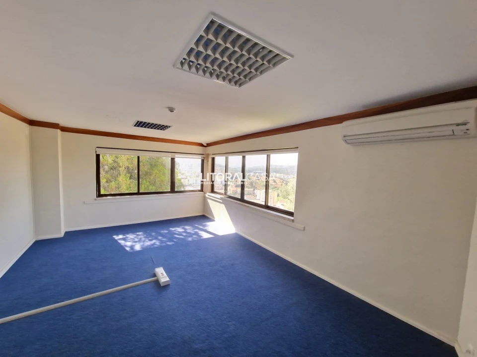 Moradia T9 para Venda em Sé Nova, Santa Cruz, Almedina e São Bartolomeu Foto 43