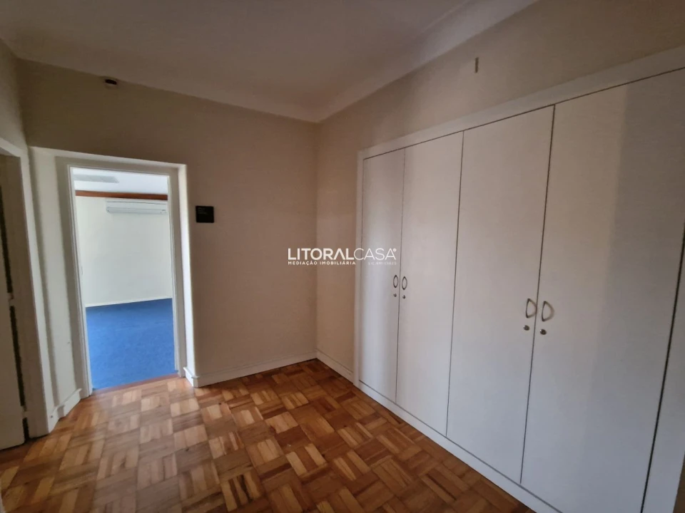 Moradia T9 para Venda em Sé Nova, Santa Cruz, Almedina e São Bartolomeu Foto 45