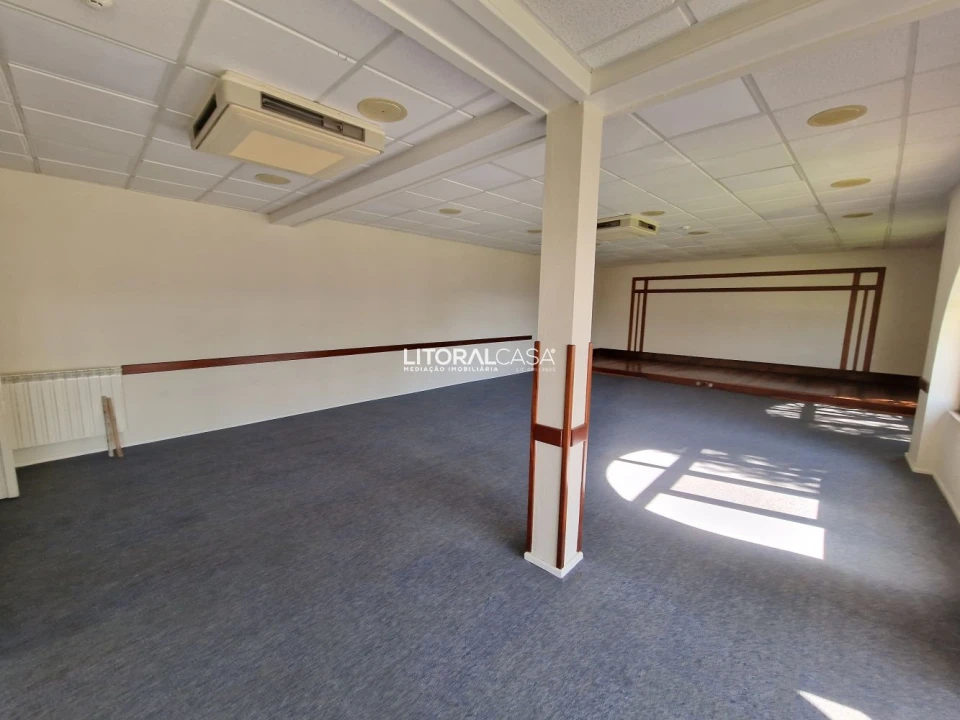 Moradia T9 para Venda em Sé Nova, Santa Cruz, Almedina e São Bartolomeu Foto 19