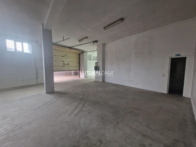 Loja para Venda em São João da Madeira Foto 8