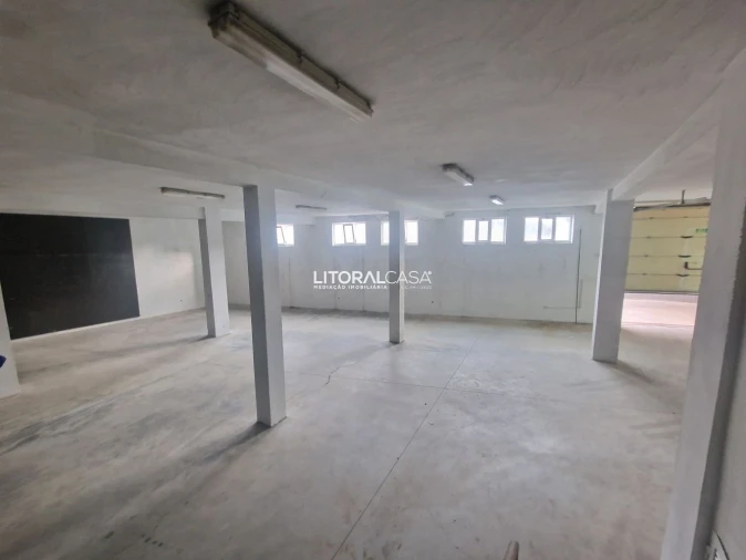 Loja para Venda em São João da Madeira Foto 7