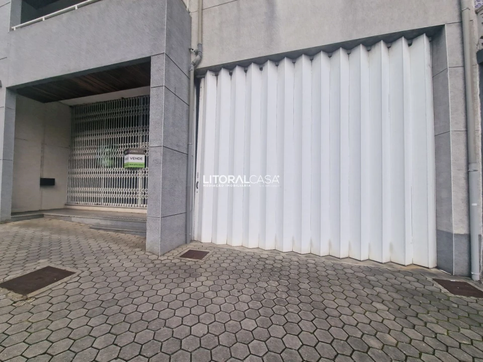 Loja para Venda em São João da Madeira Foto 1