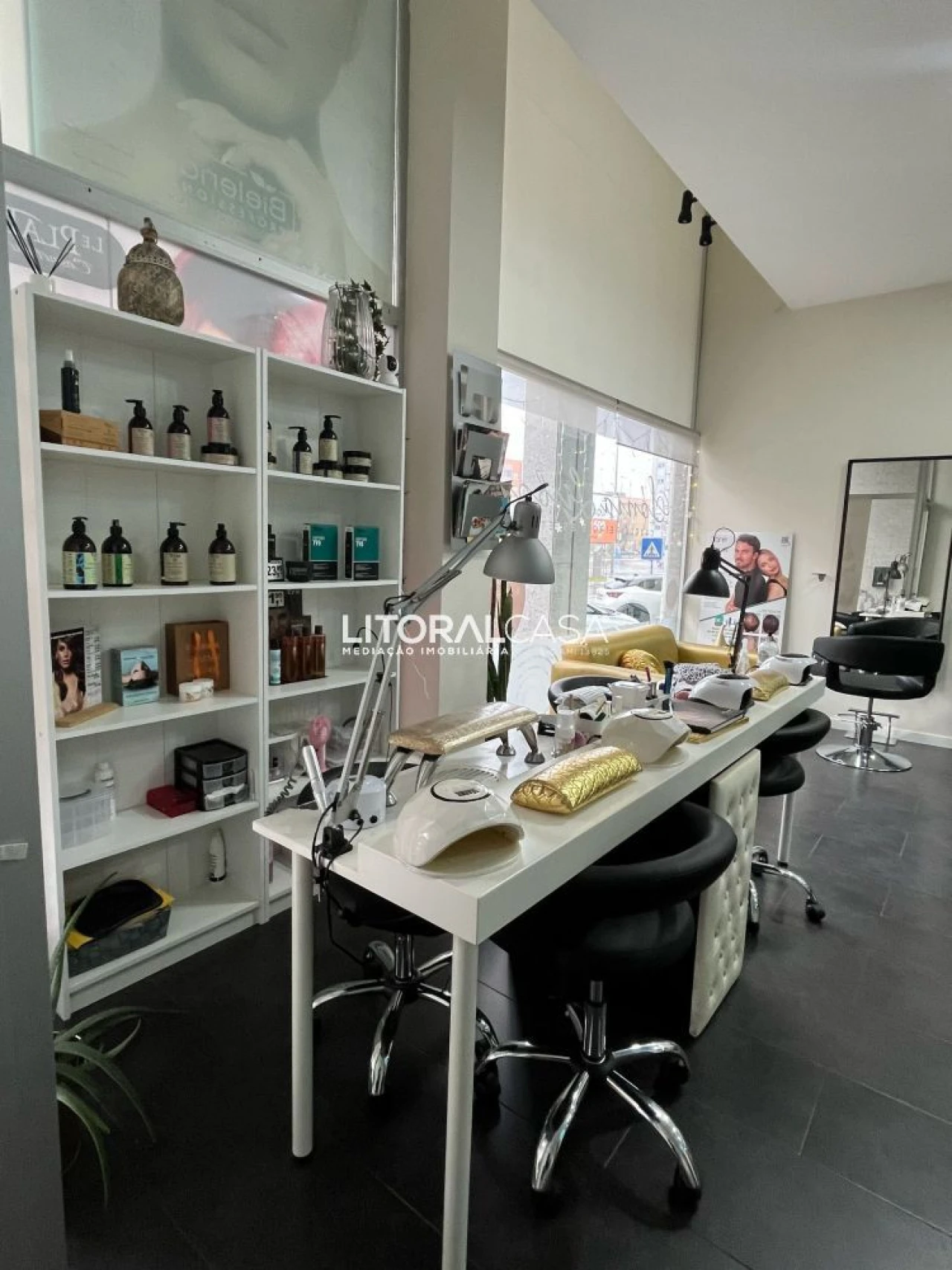 Loja para Trespasse em Aradas Foto 9