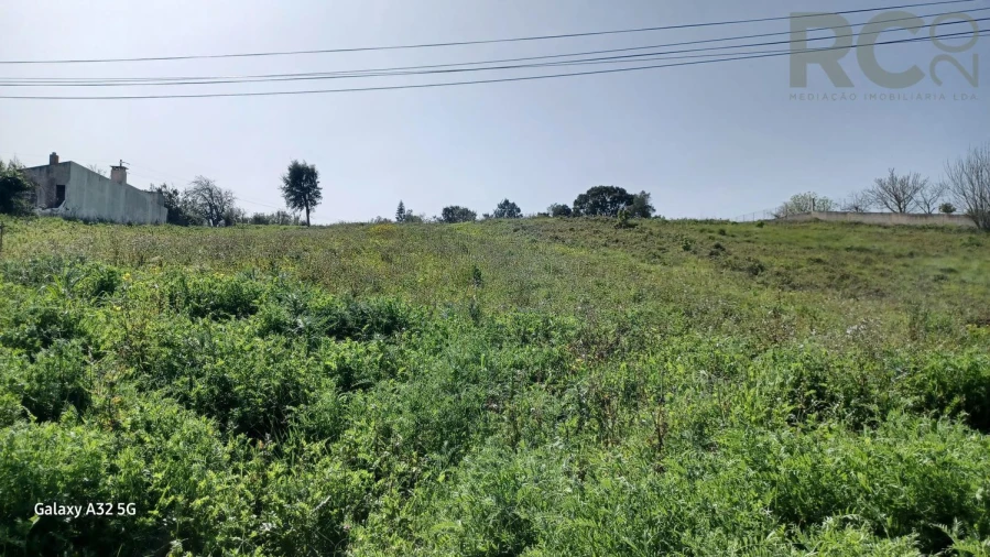 Terreno para Venda em Carvoeira e Carmões Foto 4